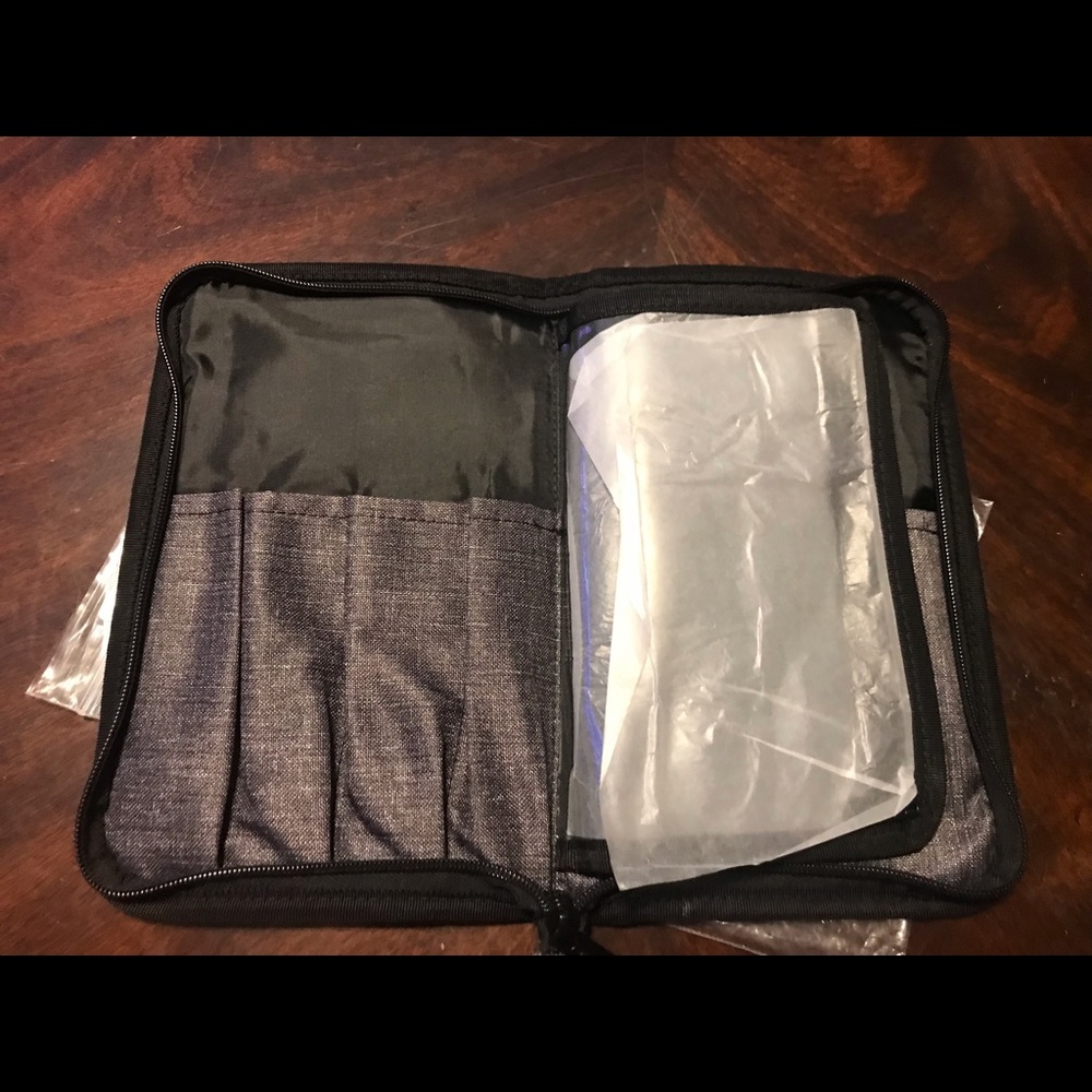 Brand new get creative zip pouch charcoal crosshatch